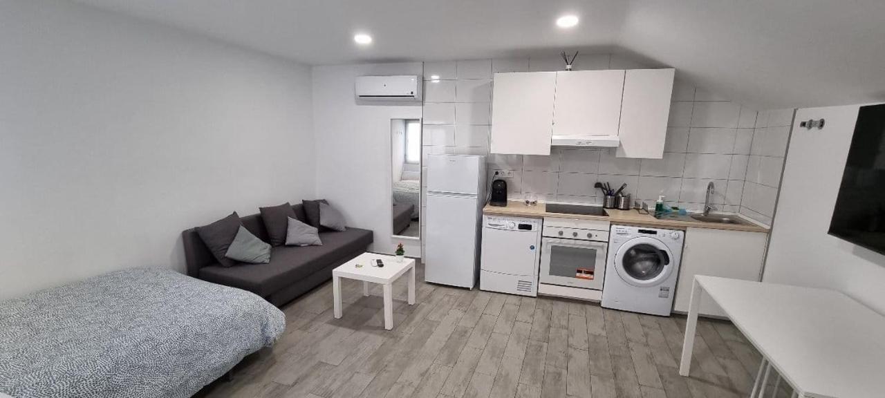 Apartamentos Torneo & Alameda Con Banera Jacuzzi Hidromasaje Siviglia Esterno foto