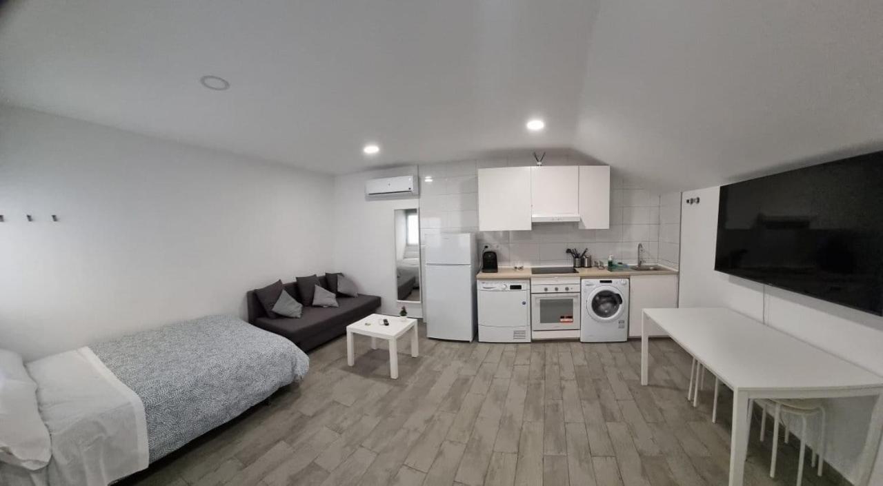 Apartamentos Torneo & Alameda Con Banera Jacuzzi Hidromasaje Siviglia Esterno foto